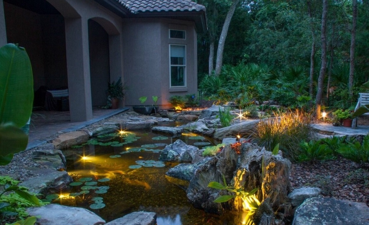 modern landscape underwater light